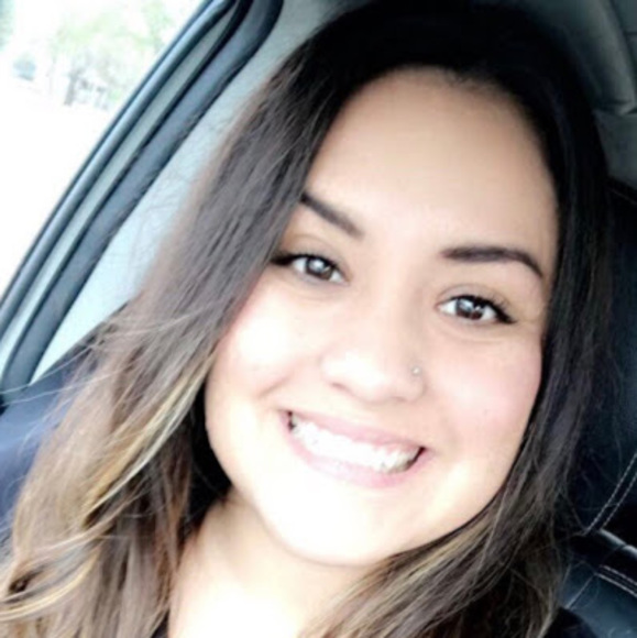 Meet your Posher, Candace - Picture 1 of 1